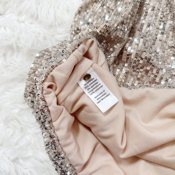 Maurices Elegant Edgely Sequin Padded Shoulder Top Women’s Size Medium - Picture 4 of 8